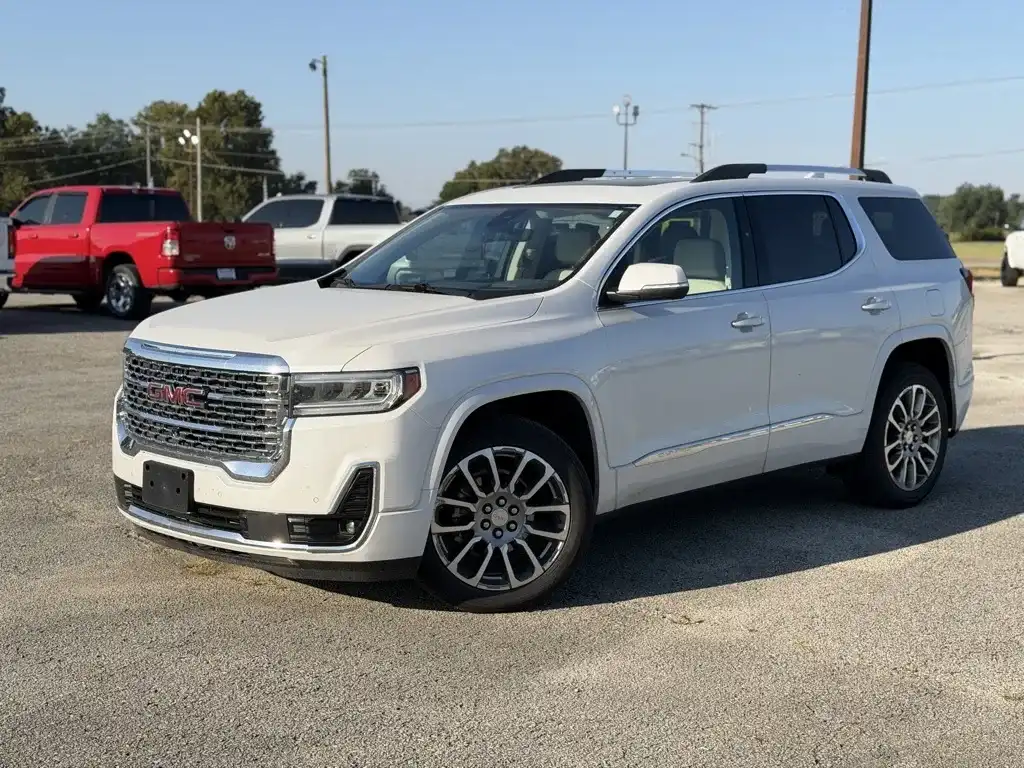 2023 GMC Acadia Denali FWD's photo