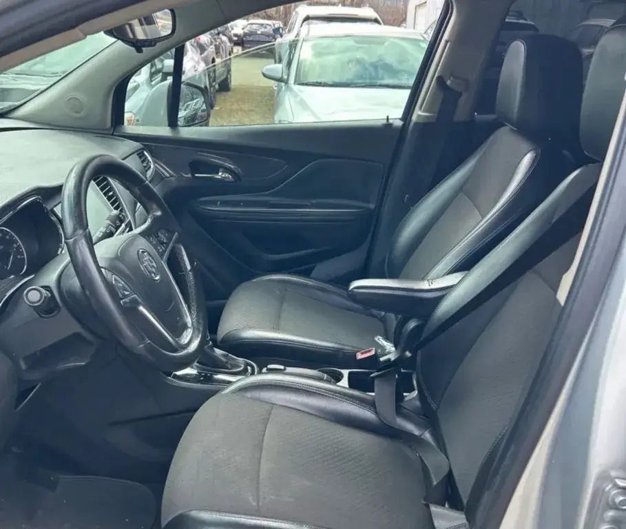 2019 Buick Encore Preferred photo 3