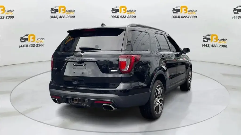 2017 Ford Explorer Sport 4WD photo 5