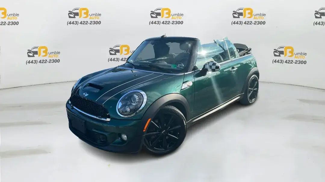 2014 MINI Cooper S photo 1