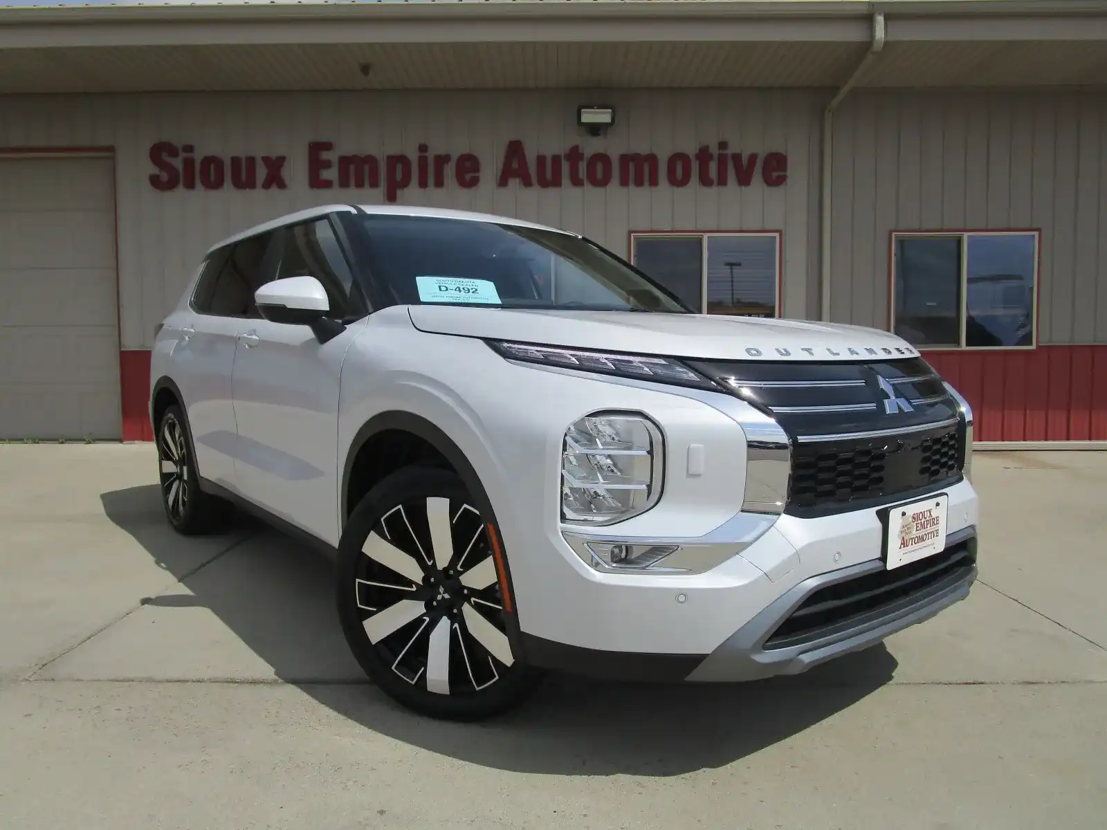2025 Mitsubishi Outlander SE S-AWC's photo