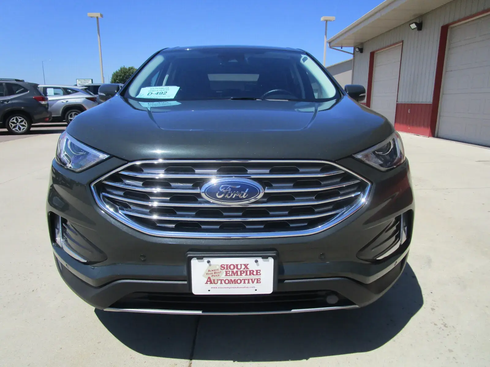 2023 Ford Edge Titanium AWD photo 4