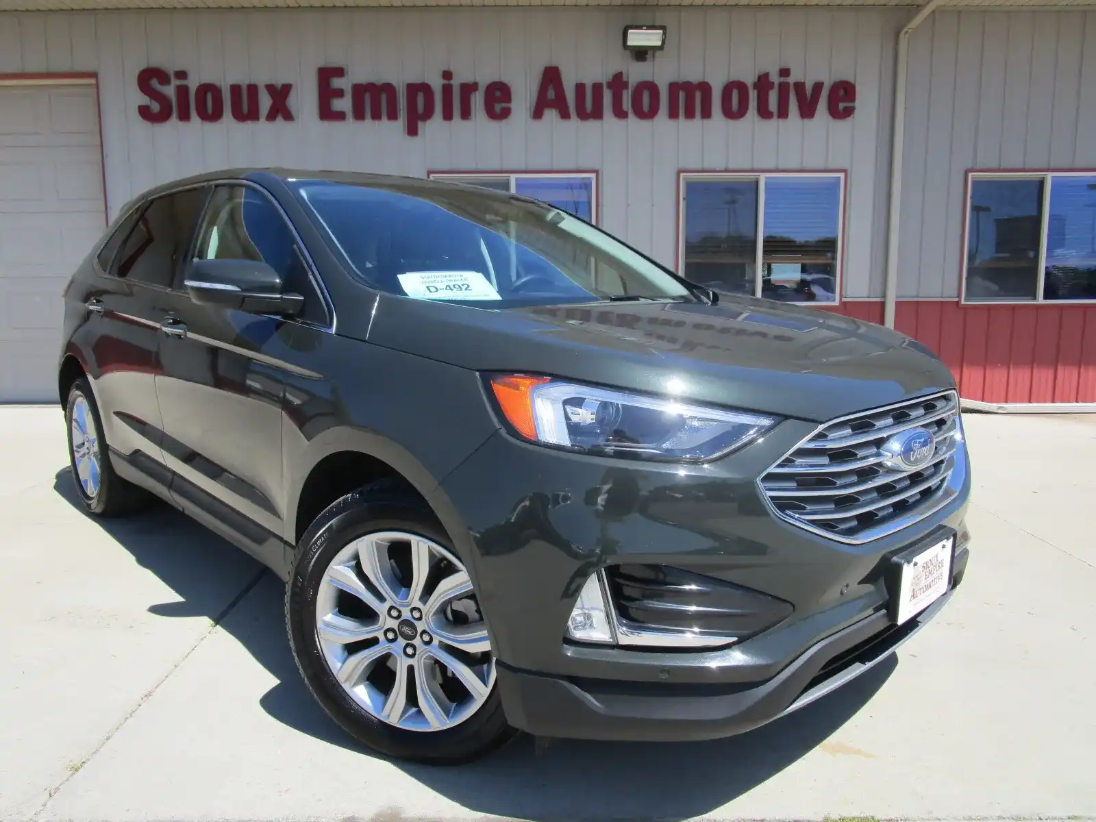 2023 Ford Edge Titanium AWD's photo