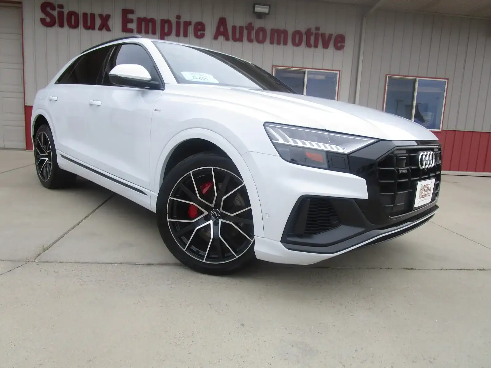 2021 Audi Q8 55 Premium Plus Tiptonic quattro's photo