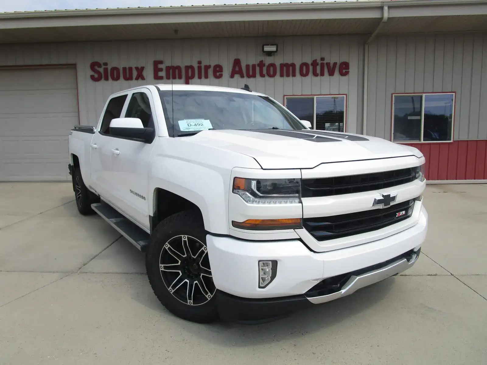 2018 Chevrolet Silverado 1500 LT Z71 4X4 Crew Cab Standard Box's photo