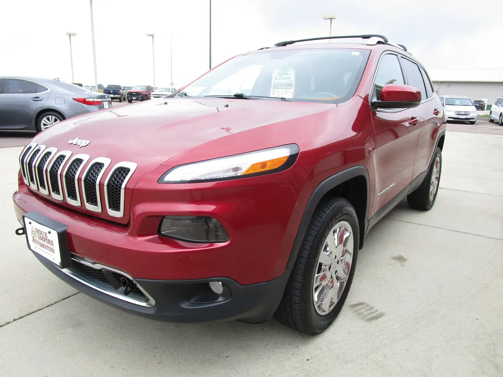 2016 Jeep Cherokee Limited 4WD photo 5