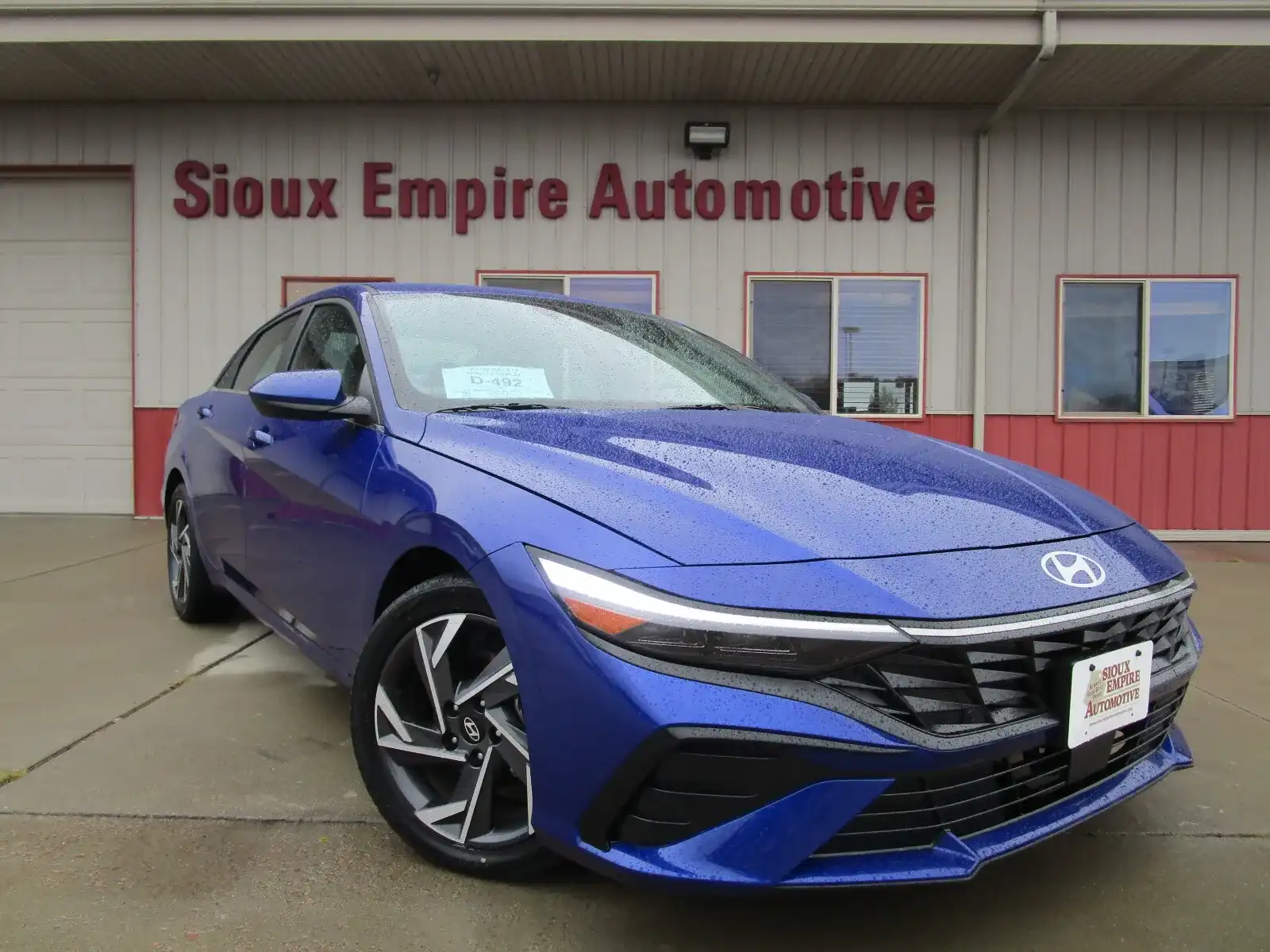 2025 Hyundai Elantra 2.0 SEL Convenience IVT's photo