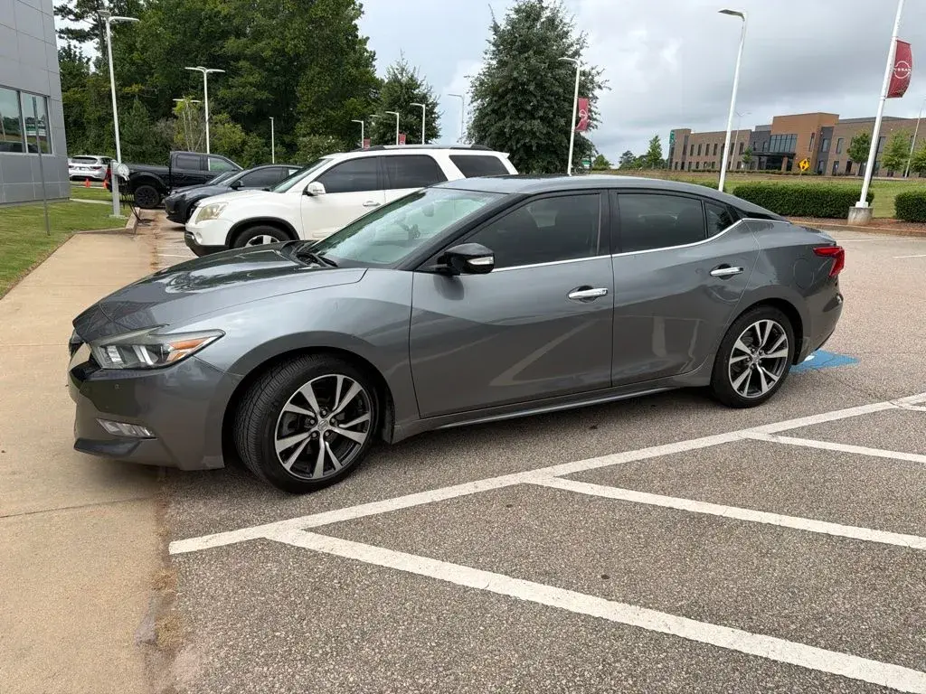 2017 Nissan Maxima 3.5 SV photo 3