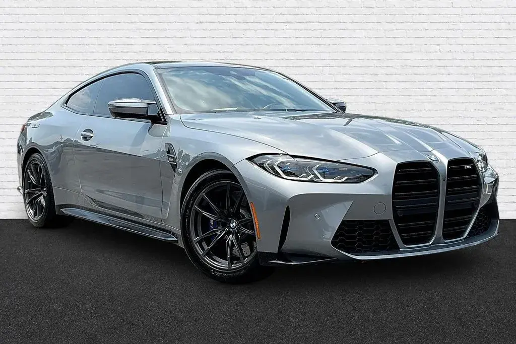 2023 BMW M4 Base photo 3