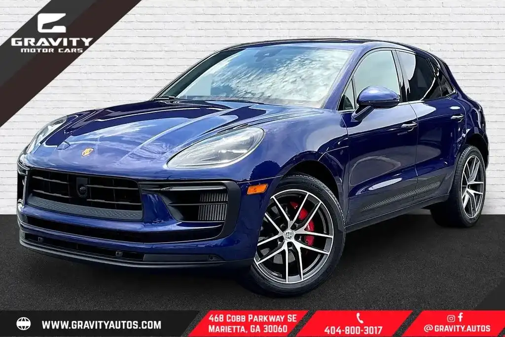 2022 Porsche Macan S's photo