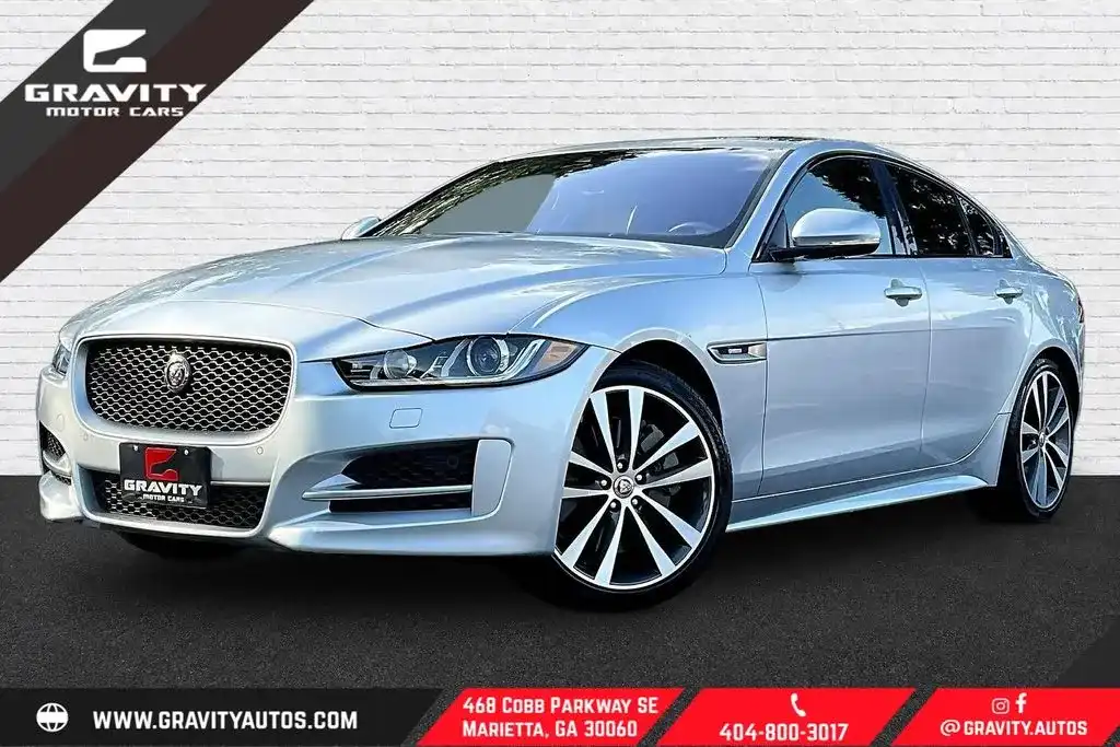2017 Jaguar XE 35t R-Sport AWD's photo
