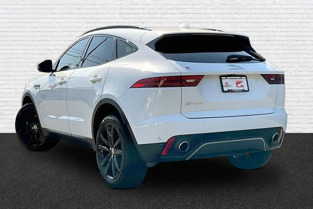 2019 Jaguar E-PACE P250 AWD SE photo 4