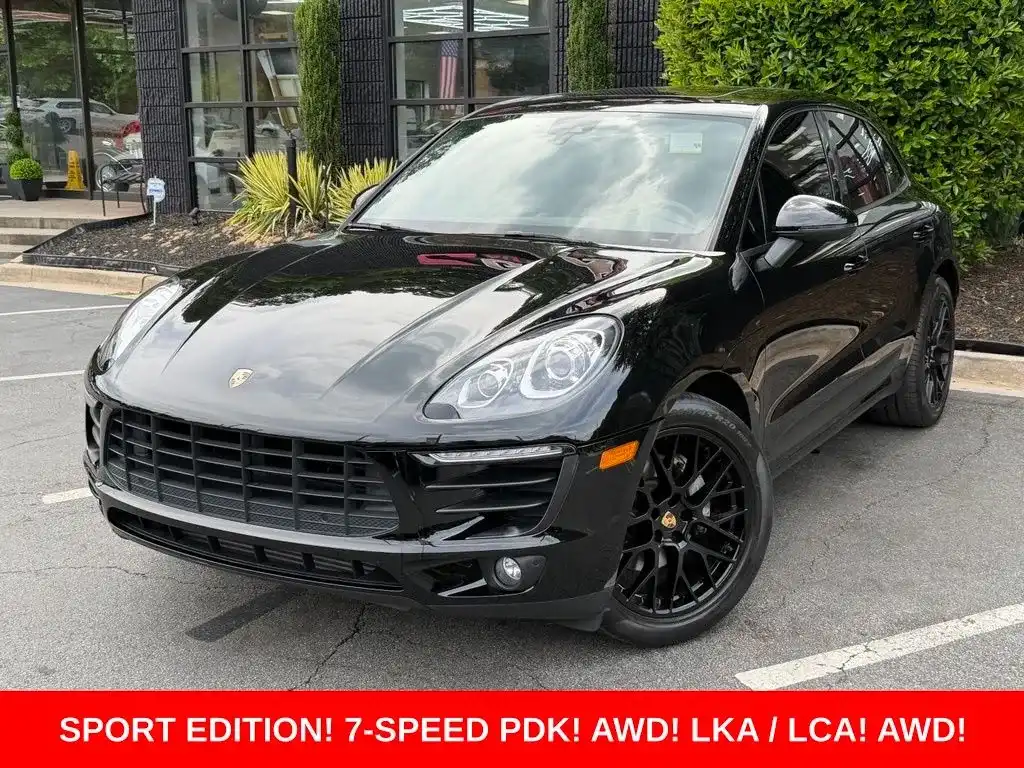 2018 Porsche Macan Sport Edition's photo