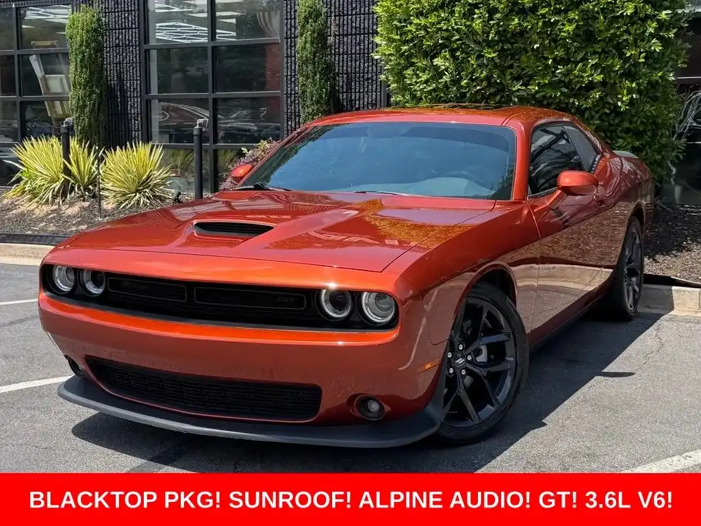 2021 Dodge Challenger GT Auto's photo