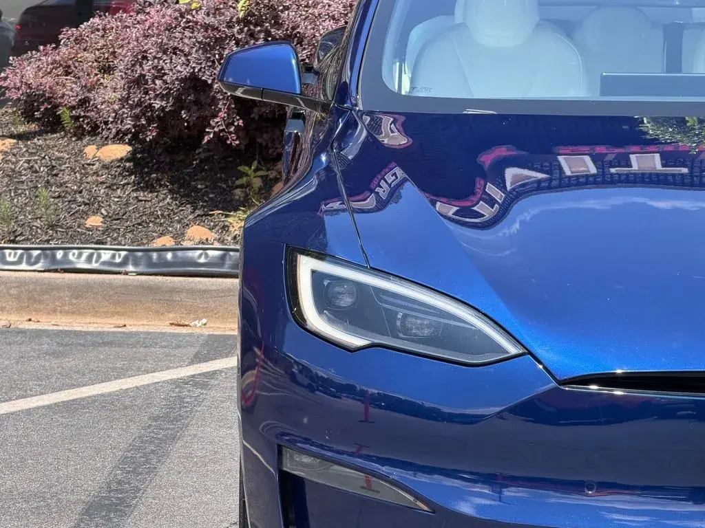 2023 Tesla Model S Standard Range photo 4
