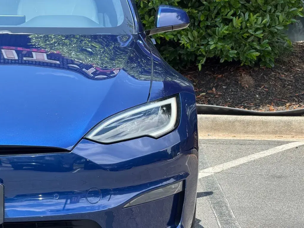 2023 Tesla Model S Standard Range photo 5