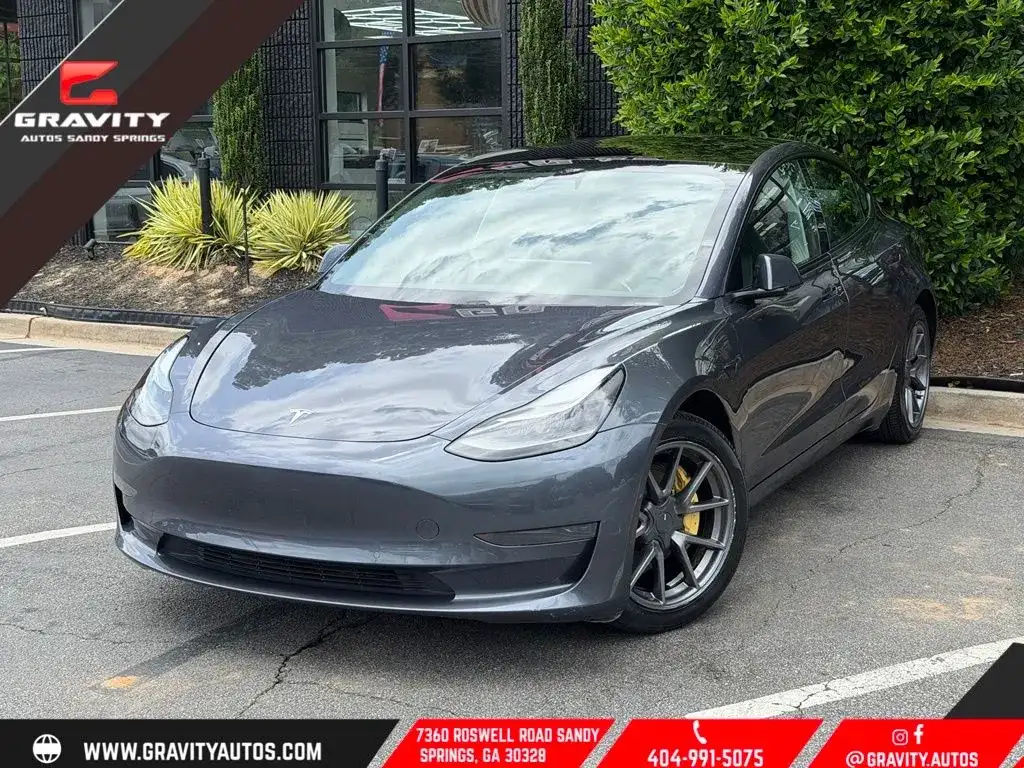 2021 Tesla Model 3 Standard Range Plus's photo