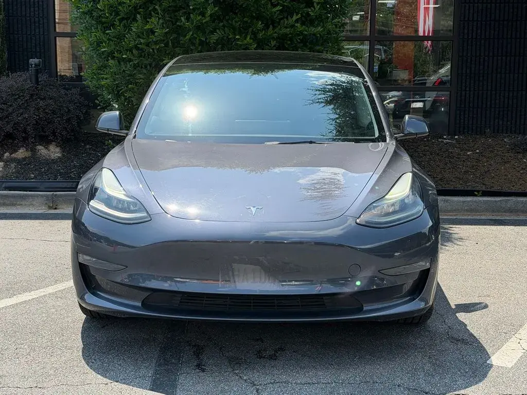 2023 Tesla Model 3 Long Range photo 3