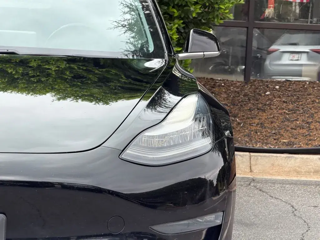 2019 Tesla Model 3 Mid Range photo 5