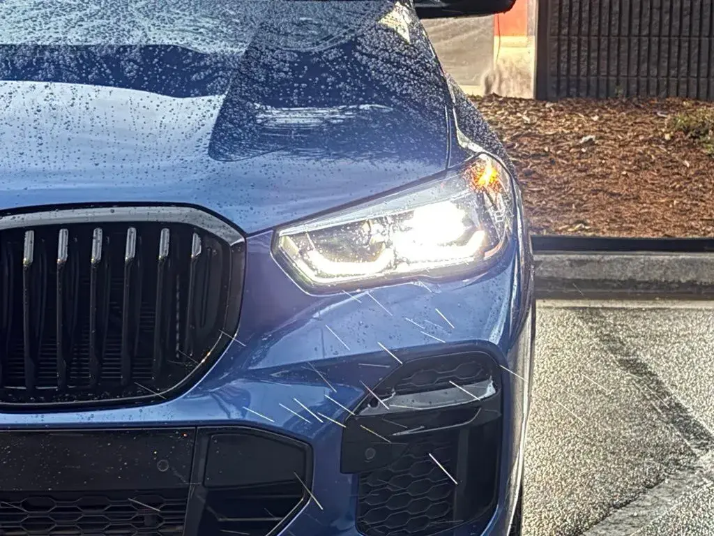 2023 BMW X5 M50i photo 5