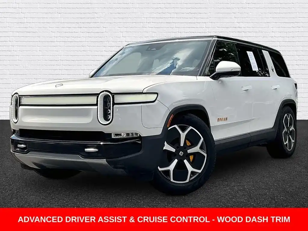 2024 Rivian R1S Adventure Quad-Motor Large Pack's photo