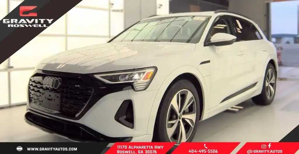 2024 Audi Q8 e-tron 114 kWh Premium quattro 55's photo
