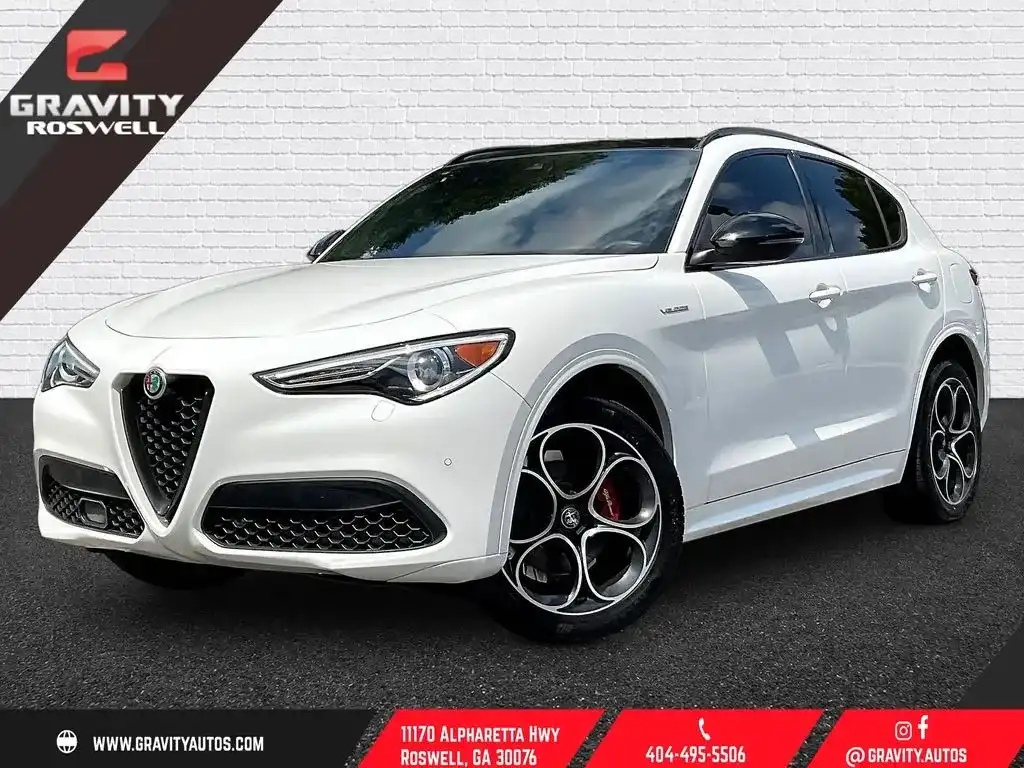2023 Alfa Romeo Stelvio Veloce AWD's photo