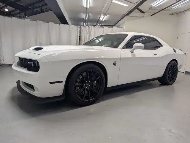 2023 Dodge Challenger SRT Hellcat Jailbreak Auto photo 5