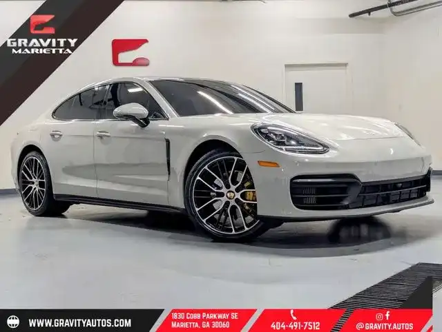 2021 Porsche Panamera 4's photo