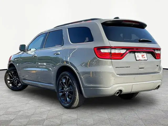 2023 Dodge Durango R/T RWD photo 5