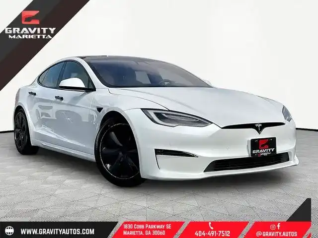 2022 Tesla Model S Base's photo