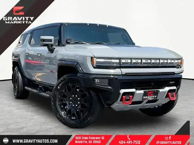 2024 GMC Hummer EV 2X SUV's photo