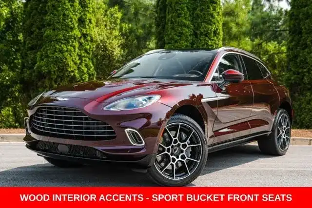 2021 Aston Martin DBX 4.0 V8 AWD's photo