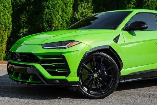 2021 Lamborghini Urus 4.0 V8 photo 3