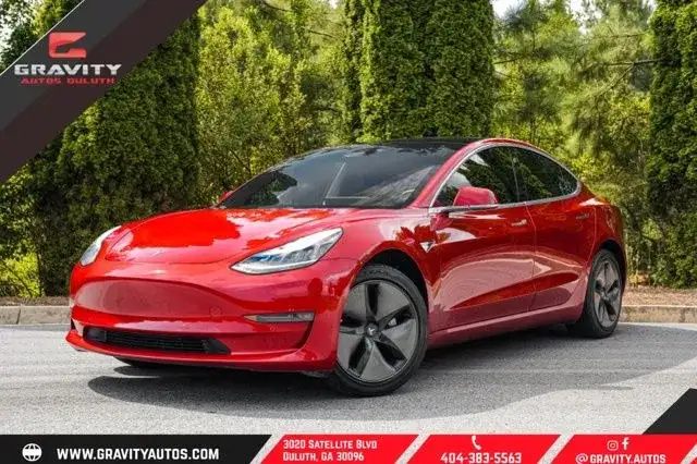 2019 Tesla Model 3 Standard Range Plus's photo