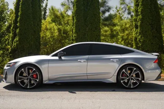 2023 Audi RS7 Base photo 5