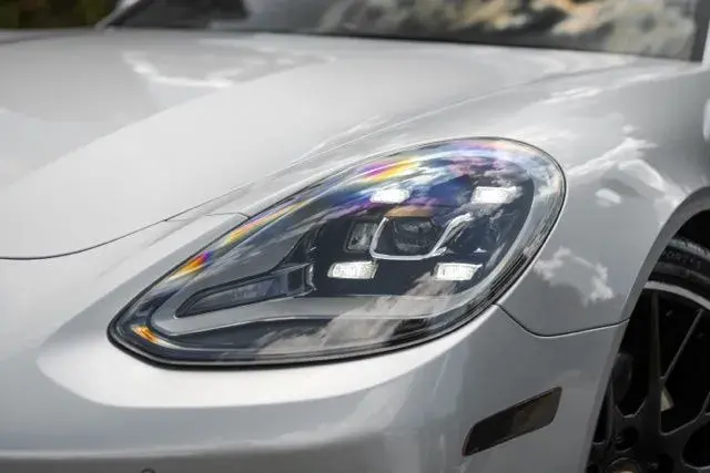 2021 Porsche Panamera 4S photo 4