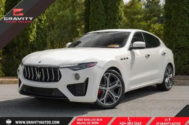 2021 Maserati Levante Base's photo
