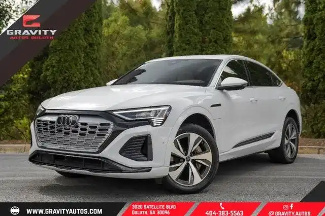 2024 Audi Q8 Sportback e-tron 114 kWh Premium Plus quattro 55's photo