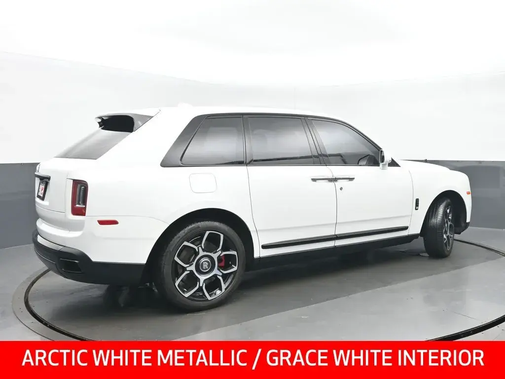 2021 Rolls-Royce Cullinan Base photo 3