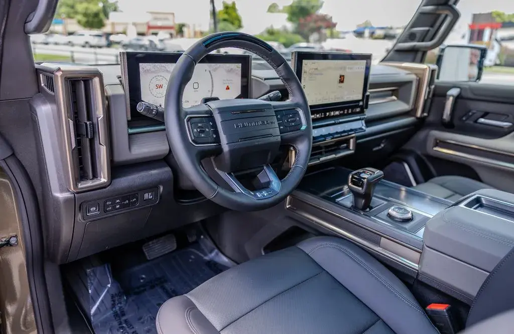 2025 GMC Hummer EV 3X photo 4