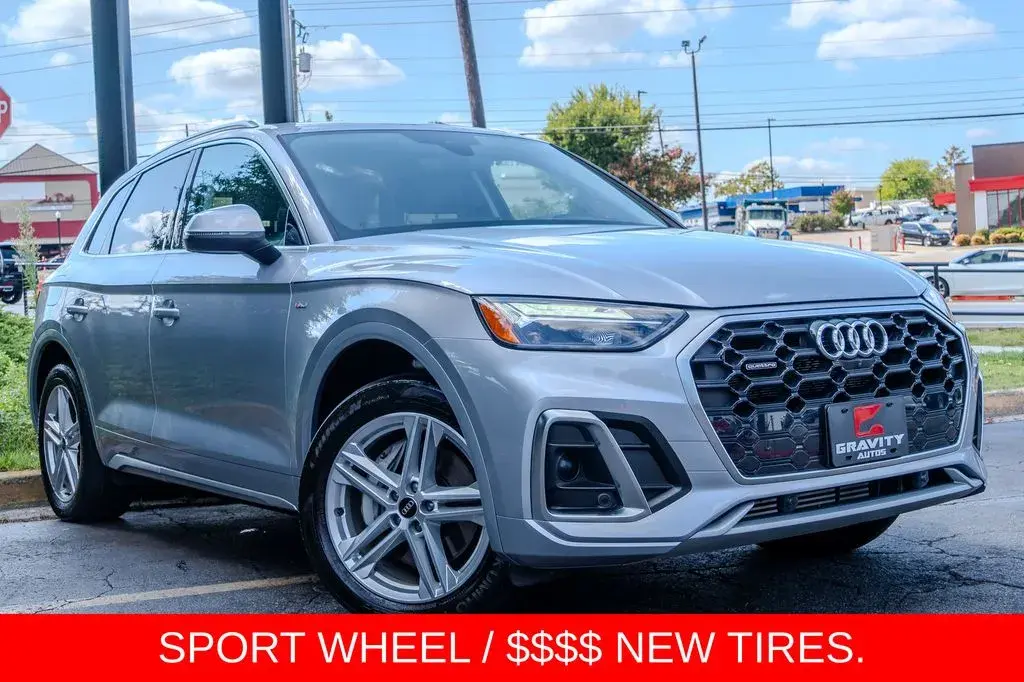 2023 Audi Q5 55 e Premium Plus photo 3