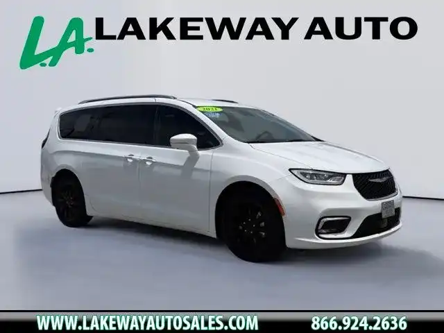 2021 Chrysler Pacifica Hybrid Touring L Hybrid's photo