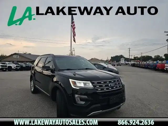 2017 Ford Explorer XLT FWD's photo
