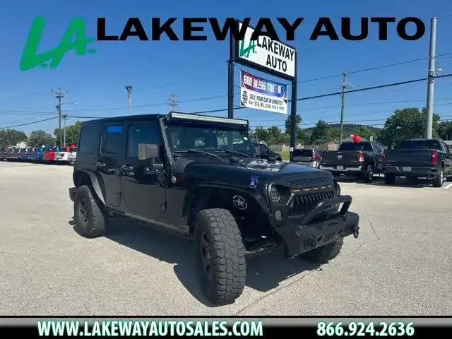 2013 Jeep Wrangler Sahara's photo