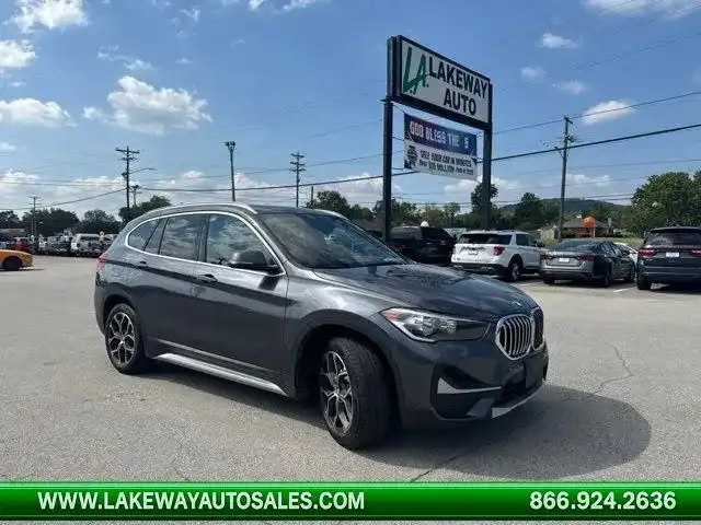 2022 BMW X1 xDrive28i's photo