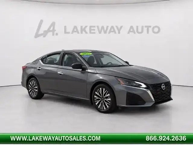 2025 Nissan Altima 2.5 SV's photo