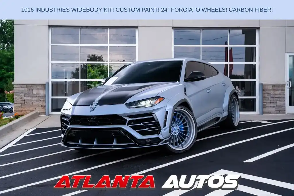 2022 Lamborghini Urus 4.0 V8 Pearl Capsule's photo