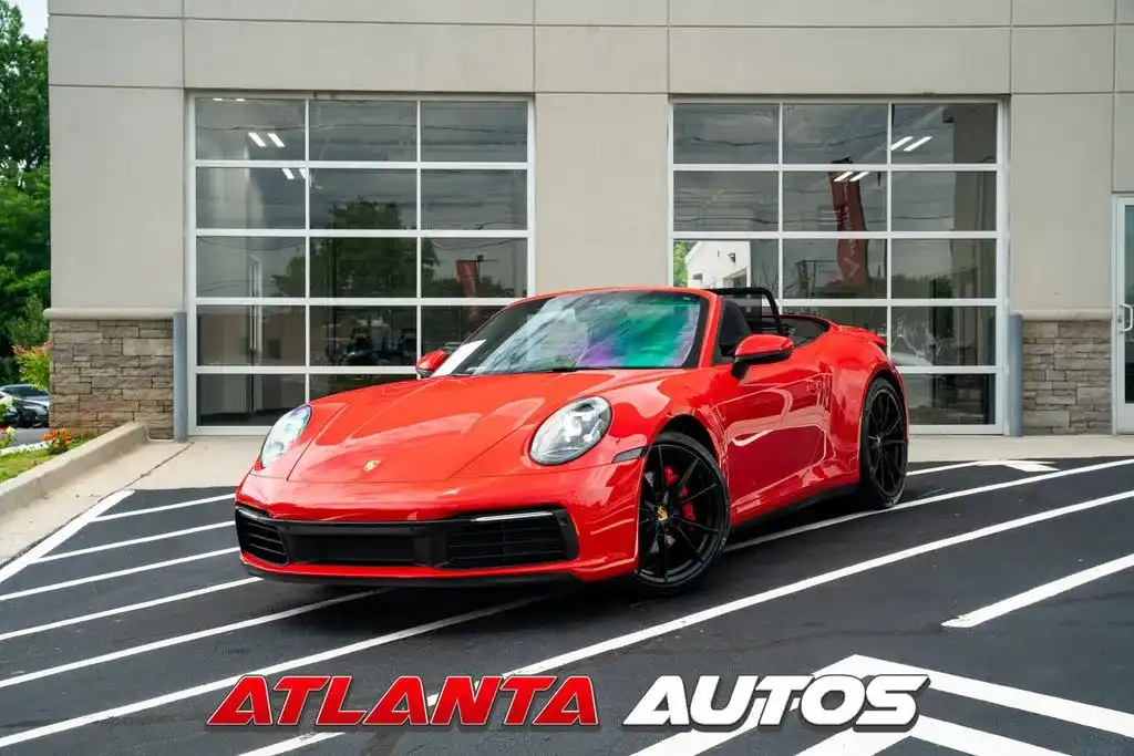 2020 Porsche 911 Carrera 4 Cabriolet's photo