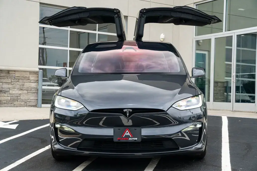 2024 Tesla Model X Long Range photo 4